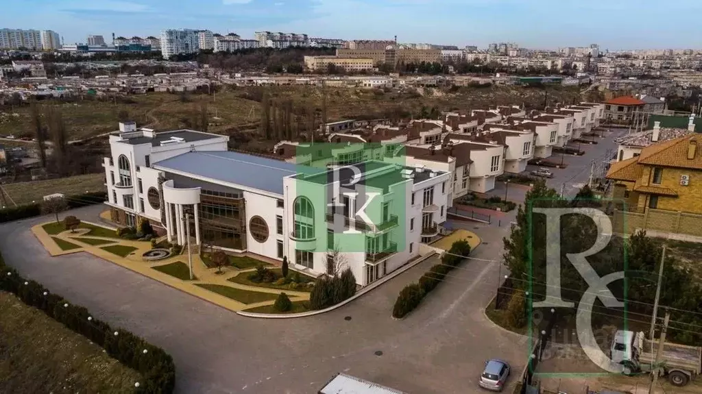 Помещение свободного назначения в Севастополь ул. Урусова, 2 (3202 м) - Фото 2