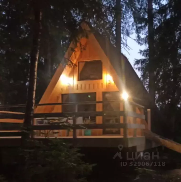 Дом в Карелия, Сортавальский муниципальный округ, пос. Кирьявалахти  ... - Фото 1