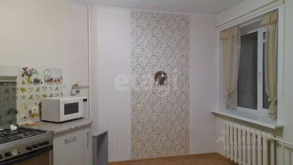 1-к кв. Пермский край, Пермь Рабоче-крестьянская ул., 6 (37.5 м) - Фото 1