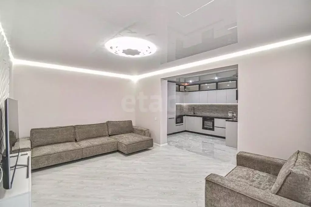 3-к кв. Сахалинская область, Южно-Сахалинск ул. Имени Н.Г. Смирнова, 3 ... - Фото 2