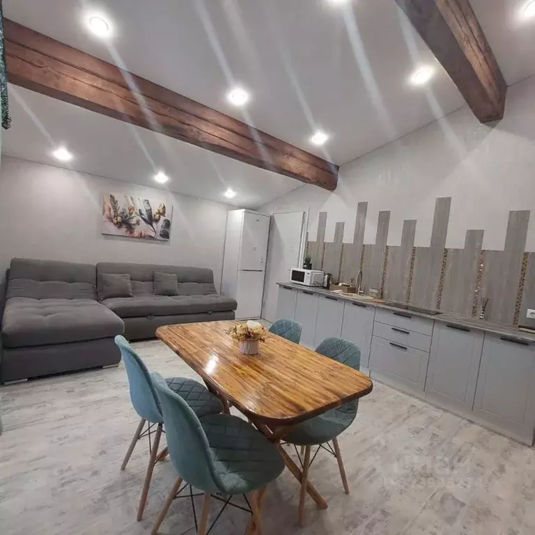 2-к кв. Ханты-Мансийский АО, Мегион Северная ул., 1 (56.0 м) - Фото 1