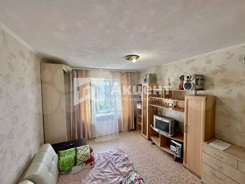 Комната 21 м в 9-к., 4/5 эт. - Фото 1