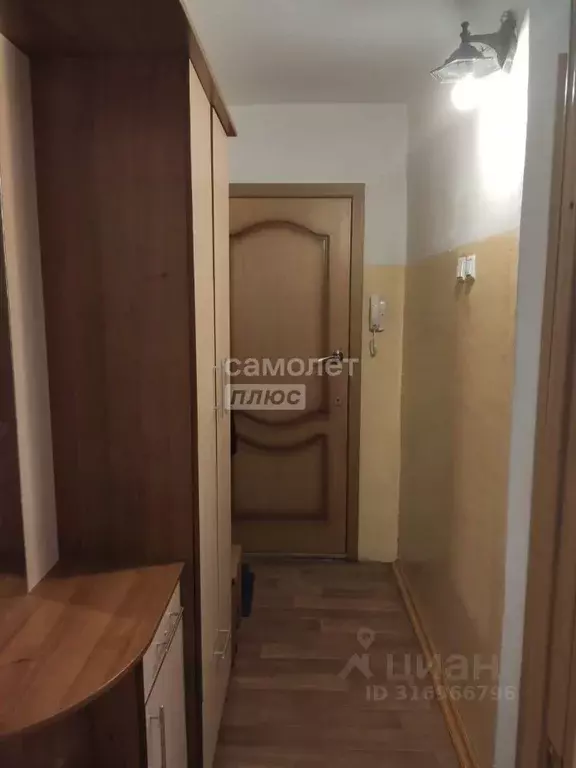 2-к кв. Бурятия, Улан-Удэ ул. Смолина, 46 (45.0 м) - Фото 1