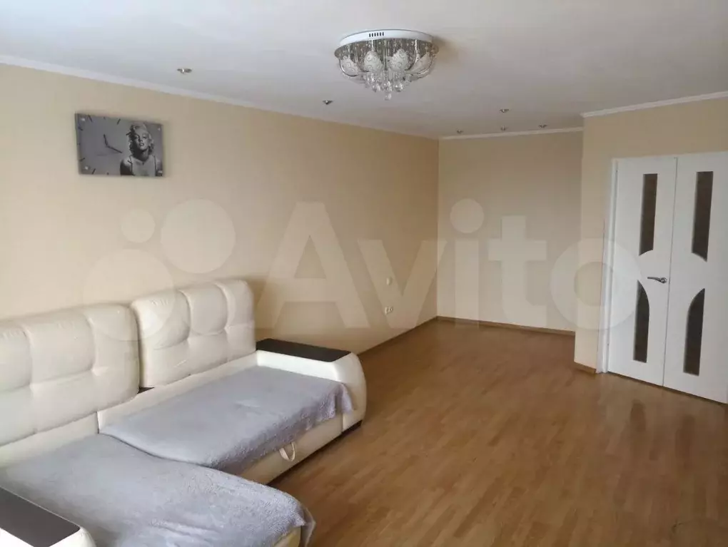 2-к. квартира, 60 м, 8/12 эт. - Фото 1