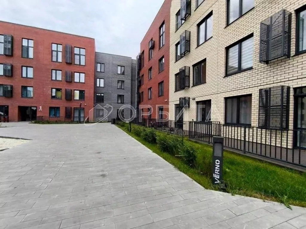 2-к кв. Тюменская область, Тюмень ул. Геннадия Куцева, 3 (56.0 м) - Фото 1