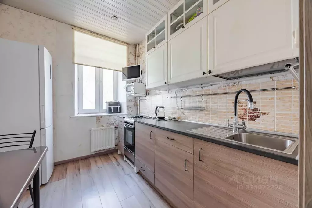 3-к кв. Санкт-Петербург Старо-Петергофский просп., 18 (74.0 м) - Фото 1