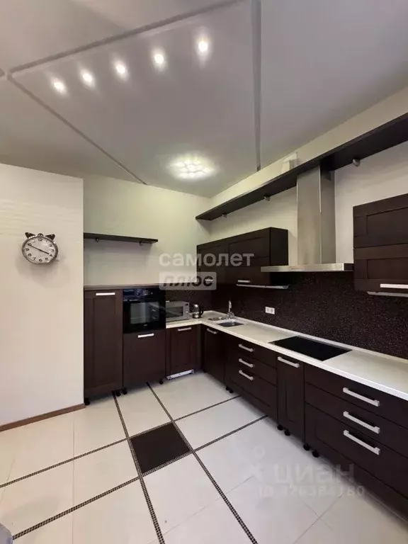 3-к кв. Челябинская область, Челябинск ул. Маркса, 73 (116.0 м) - Фото 2