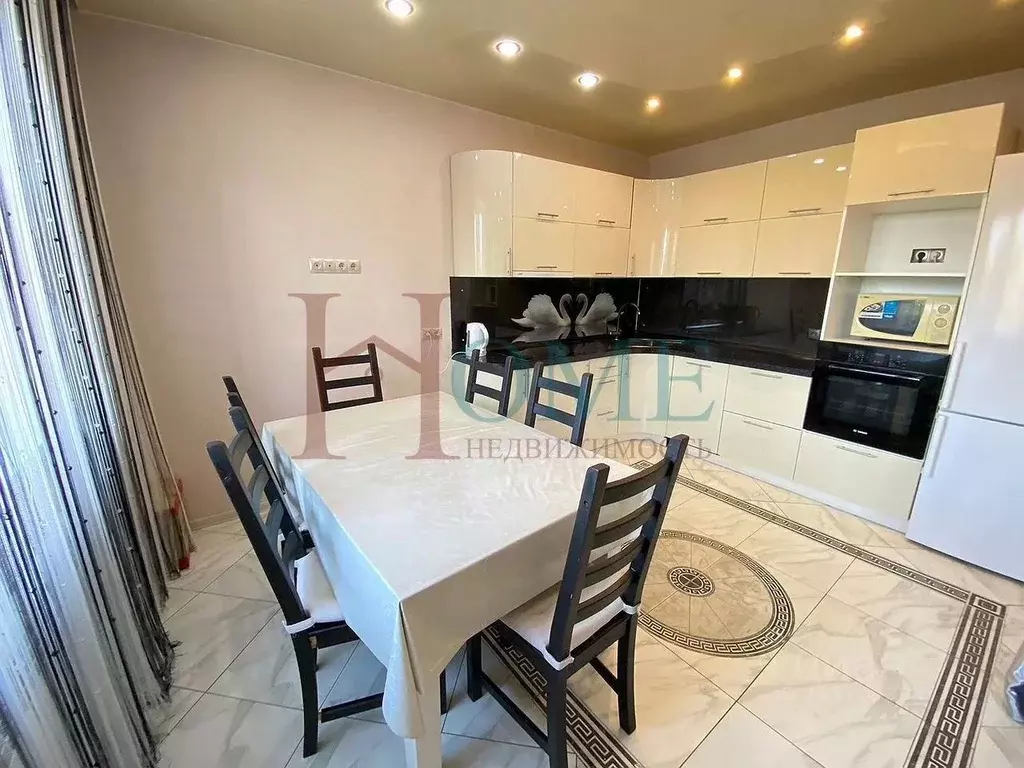 3-к кв. Новосибирская область, Новосибирск Стартовая ул., 1 (95.0 м) - Фото 1