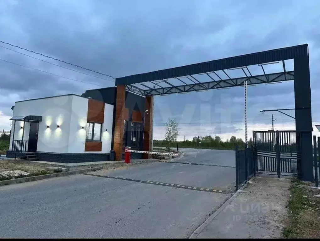 Участок в Московская область, Красногорск городской округ, д. ... - Фото 1