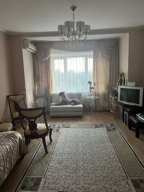 2-к. квартира, 60 м, 5/9 эт. - Фото 0