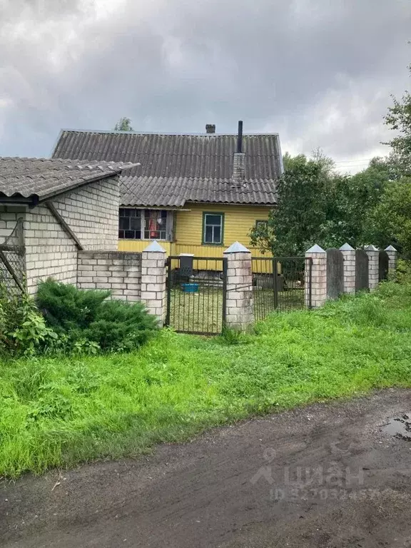Дом в Псковская область, Псковский район, Ядровская волость, д. Глоты  ... - Фото 1