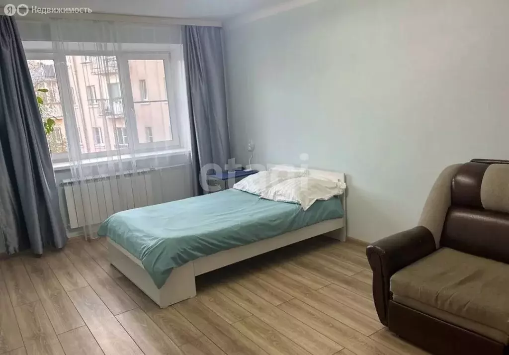 2-комнатная квартира: Улан-Удэ, улица Сухэ-Батора, 2 (43.3 м) - Фото 1