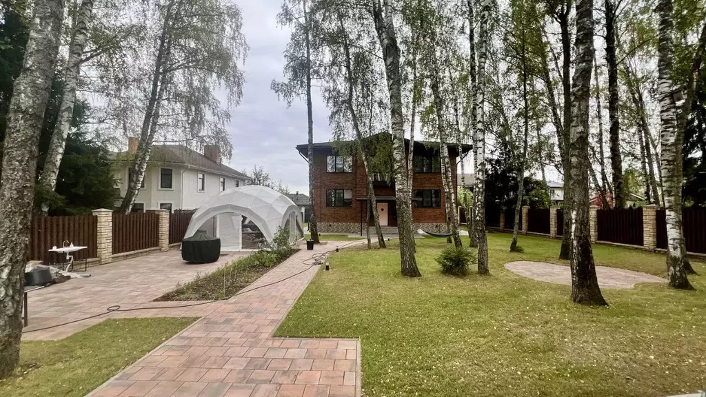 Коттедж в Москва Цветочный кп, ул. Земляничная, 140 (239 м) - Фото 1