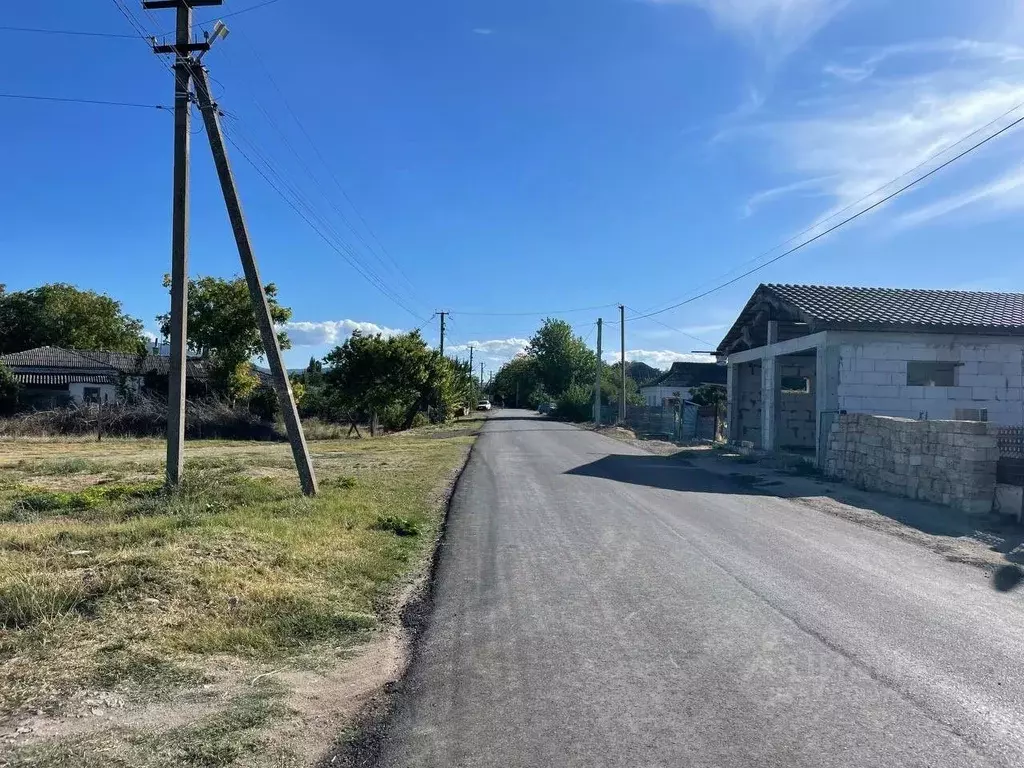 Участок в Крым, Кировский район, с. Приветное ул. Октябрьская, 62 ... - Фото 1
