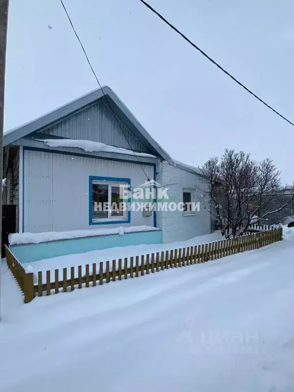 Дом в Саратовская область, Вольский район, Терсинское муниципальное ... - Фото 1
