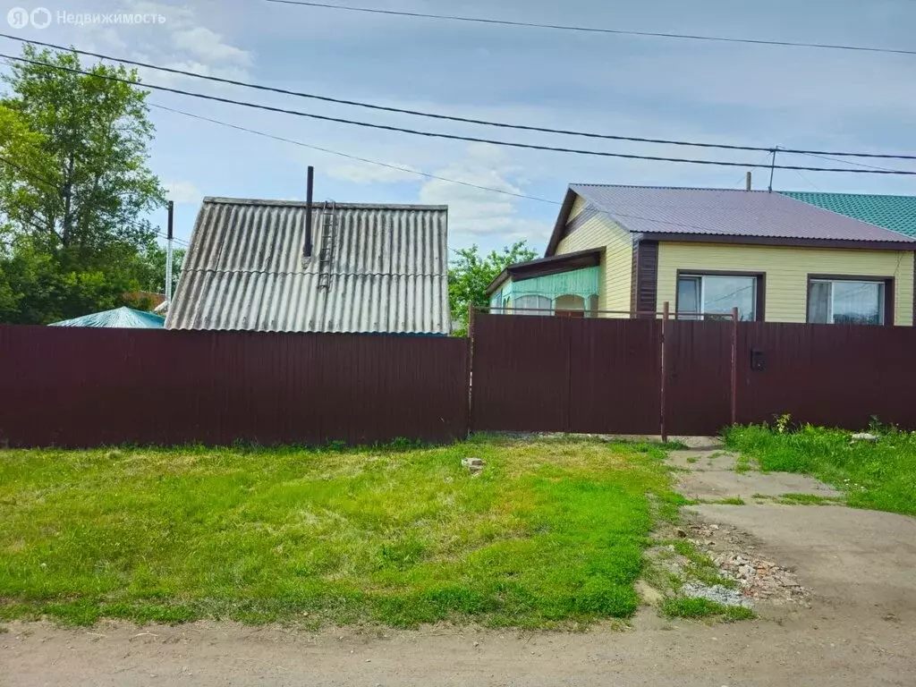 Дом в село Воскресенка, улица 50 лет Советской власти, 1 (69.8 м) - Фото 0