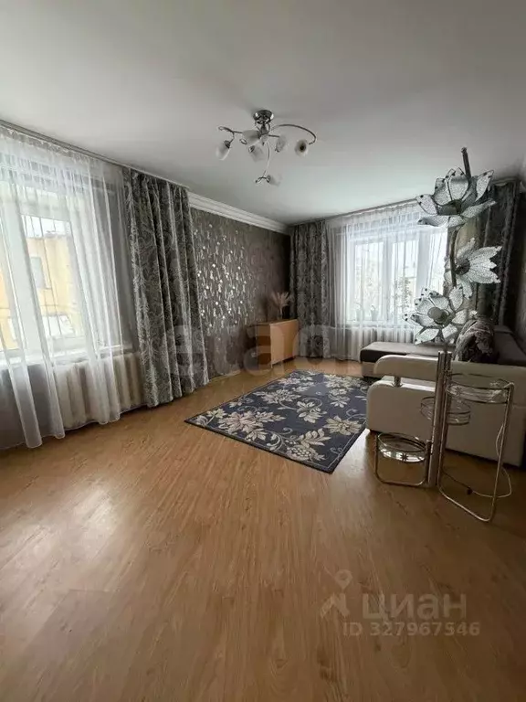 4-к кв. Брянская область, Унеча ул. Луначарского, 5 (71.5 м) - Фото 2