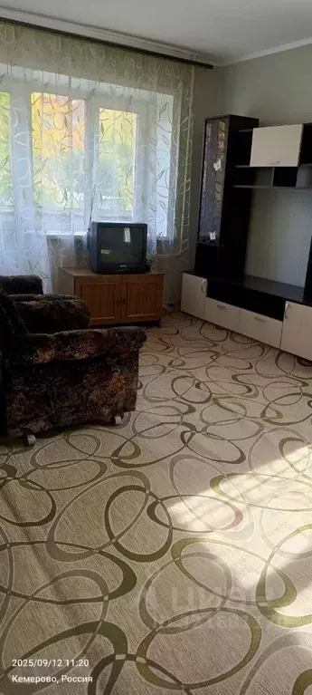 1-к кв. Кемеровская область, Кемерово ул. Кирова, 34 (31.0 м) - Фото 1