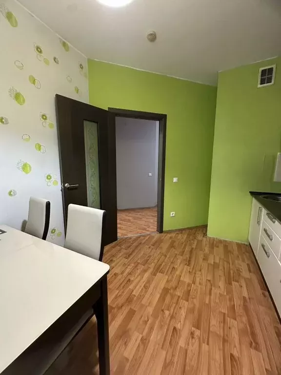 2-к кв. Свердловская область, Екатеринбург ул. Юлиуса Фучика, 7 (66.0 ... - Фото 2