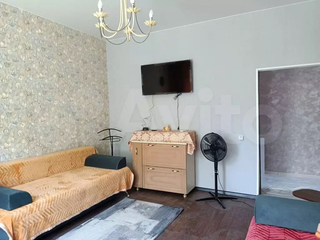 2-к. квартира, 54 м, 1/1 эт. - Фото 1