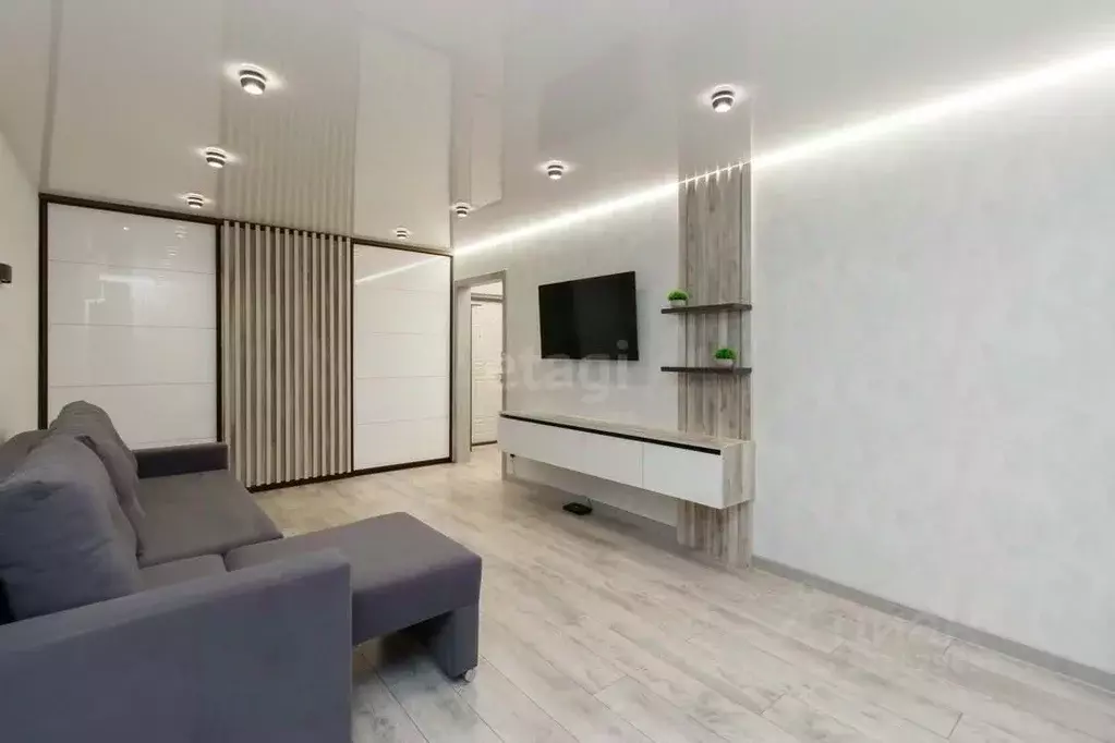 1-к кв. Тюменская область, Тюмень ул. Валентины Трофимовой, 4к1 (41.0 ... - Фото 1