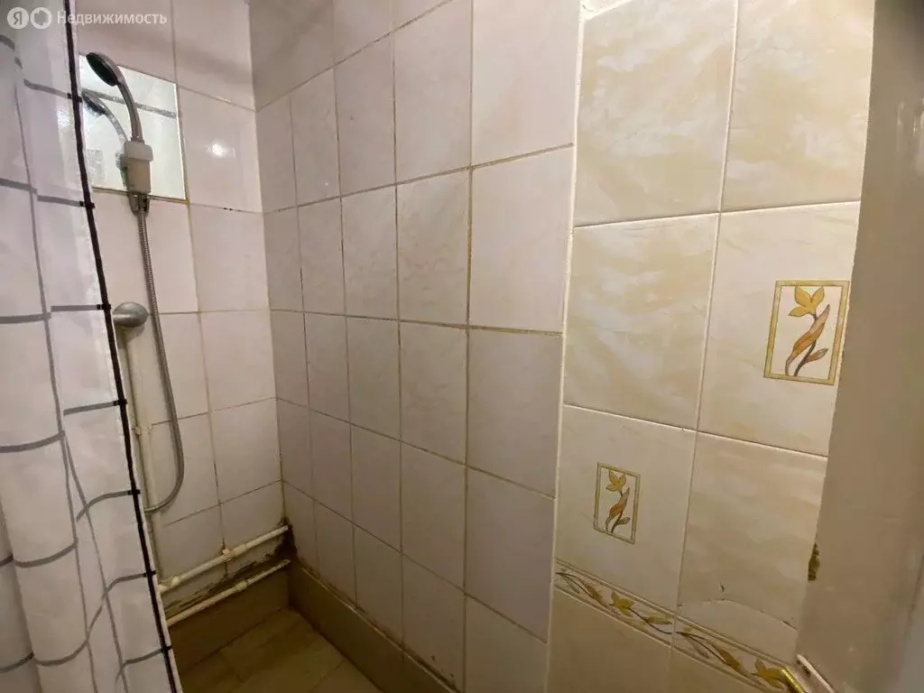 1к в 4-комнатной квартире ( м) - Фото 0