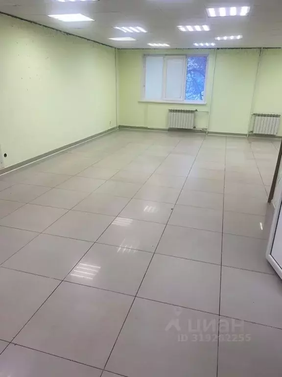 Офис в Свердловская область, Каменск-Уральский ул. Суворова, 13 (60 м) - Фото 1