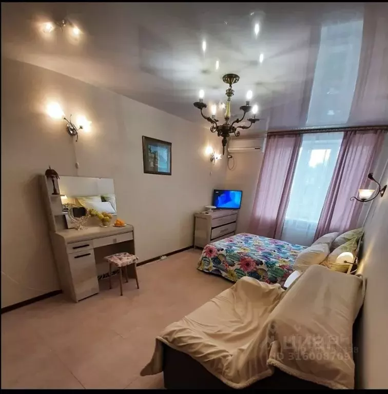 1-к кв. Крым, Феодосия ул. Куйбышева, 57 (36.0 м) - Фото 0