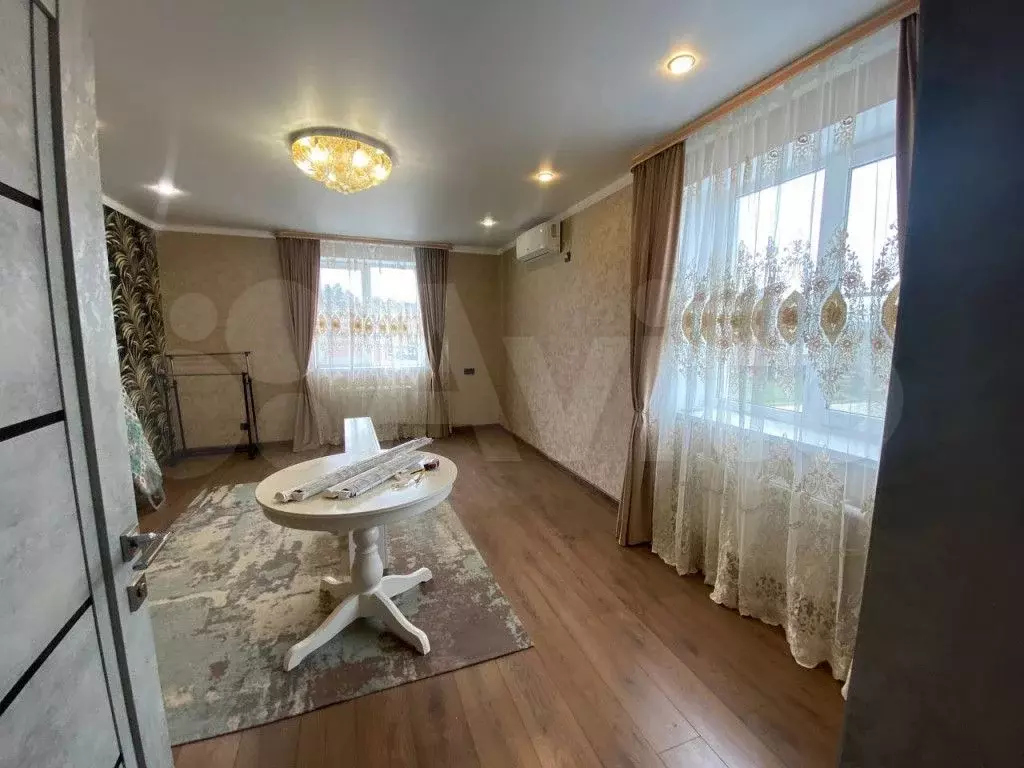 3-к. квартира, 66 м, 2/2 эт. - Фото 1