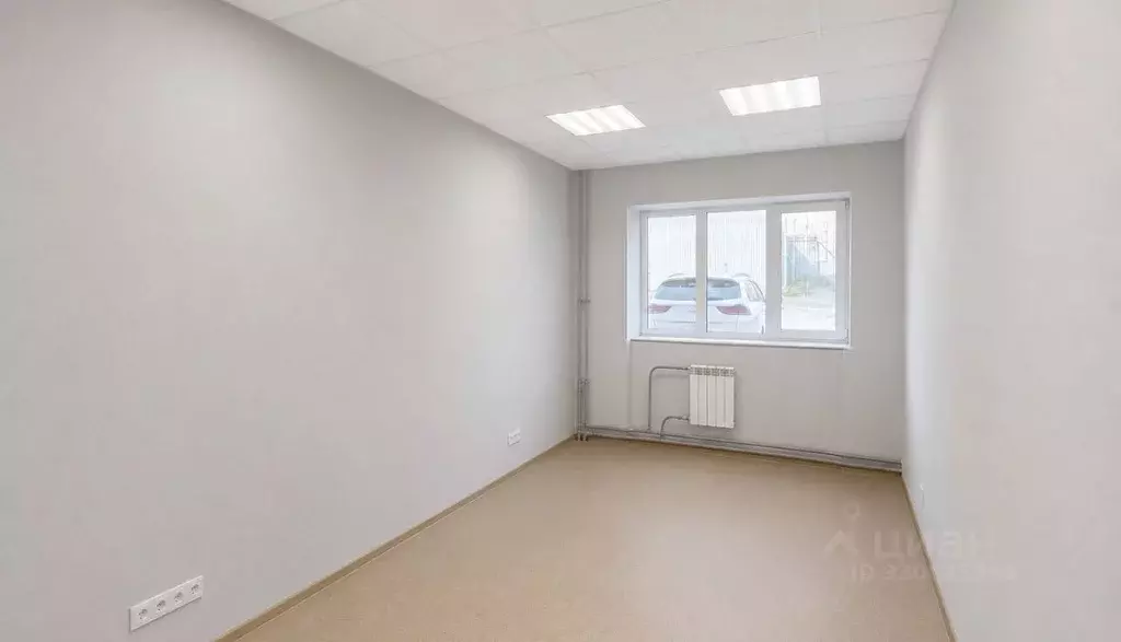 Офис в Свердловская область, Екатеринбург ул. Ангарская, 77 (11 м) - Фото 2