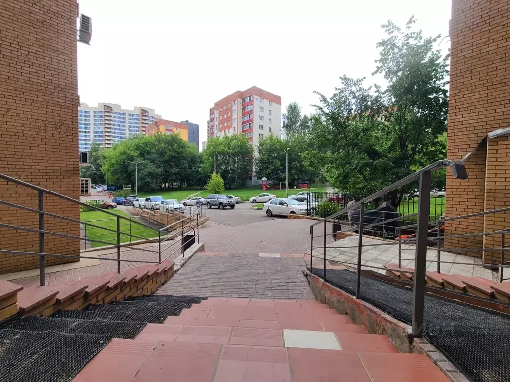 2-к кв. Московская область, Красногорск Оранжерейная ул., 5 (57.0 м) - Фото 2