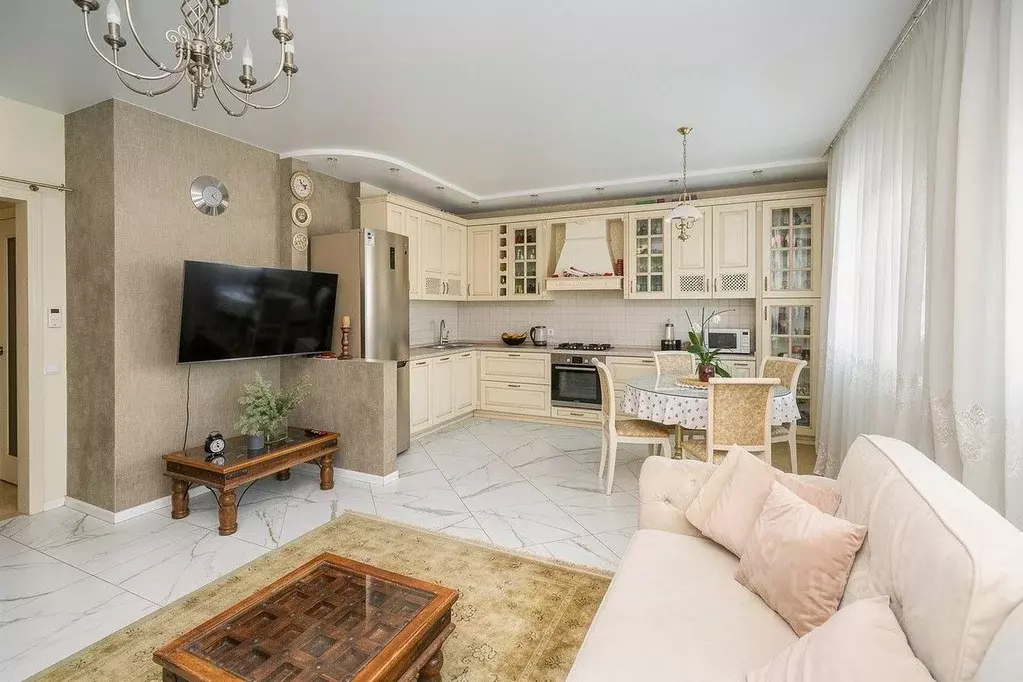 3-к кв. Башкортостан, Уфа ул. Рудольфа Нуреева, 23 (80.0 м) - Фото 1