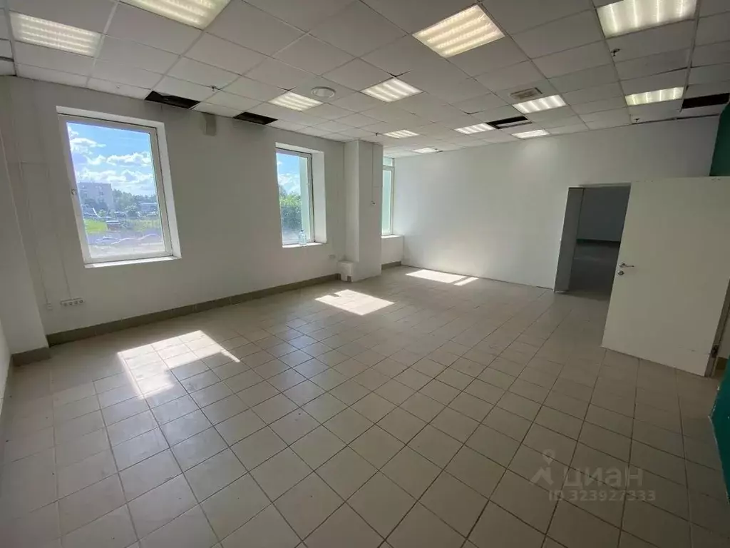 Помещение свободного назначения в Санкт-Петербург ул. Бутлерова, 42 ... - Фото 0