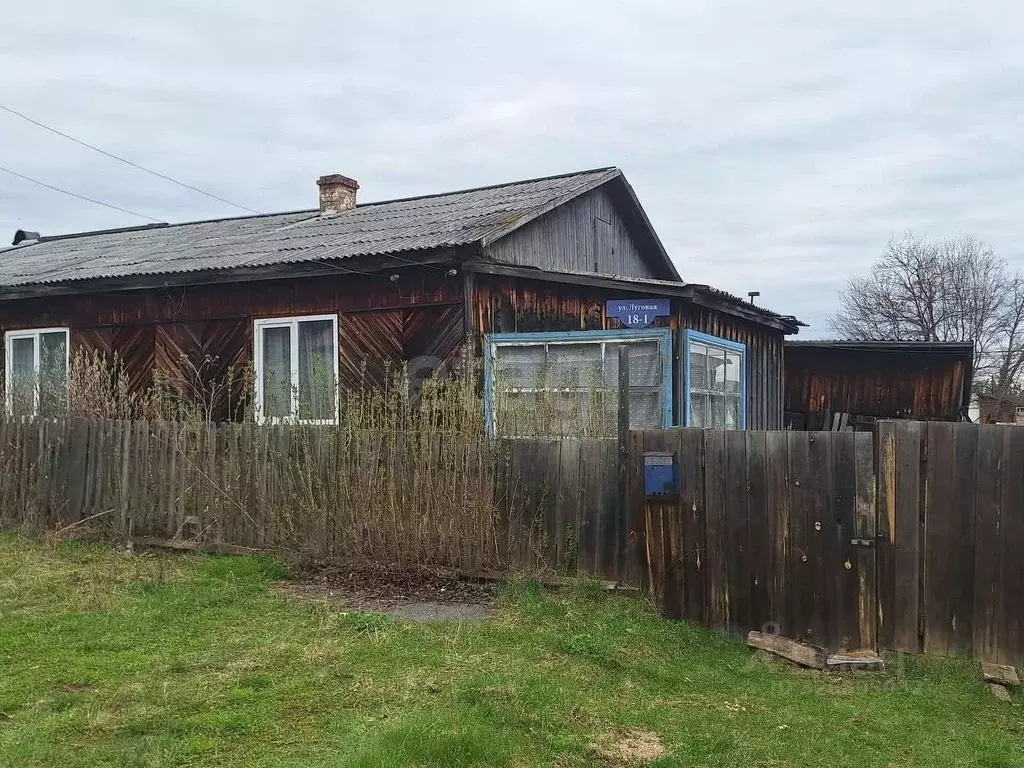Дом в Свердловская область, Горноуральский муниципальный округ, с. ... - Фото 1