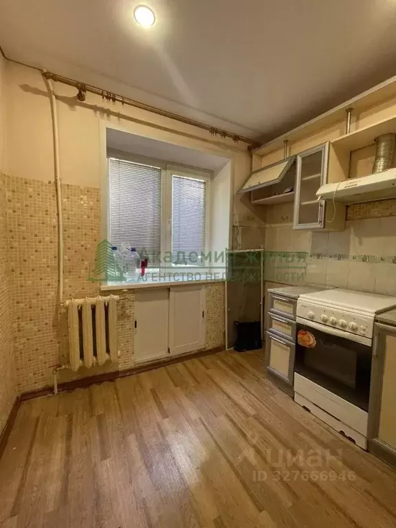 2-к кв. Саратовская область, Саратов Миллеровская ул., 64а (45.2 м) - Фото 2