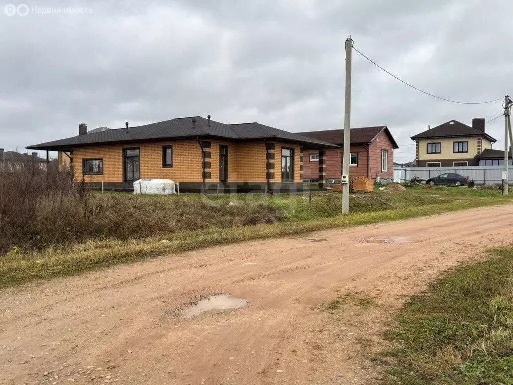 Дом в Тверская область, Калининский муниципальный округ, деревня ... - Фото 1