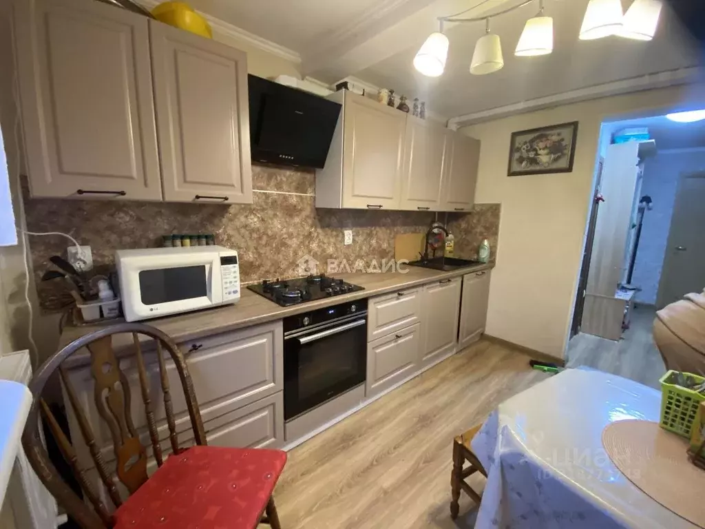 4-к кв. Калининградская область, Калининград ул. Герцена, 9 (90.3 м) - Фото 0