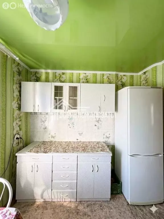 3-комнатная квартира: село Таштып, Октябрьская улица, 83 (60.7 м) - Фото 1