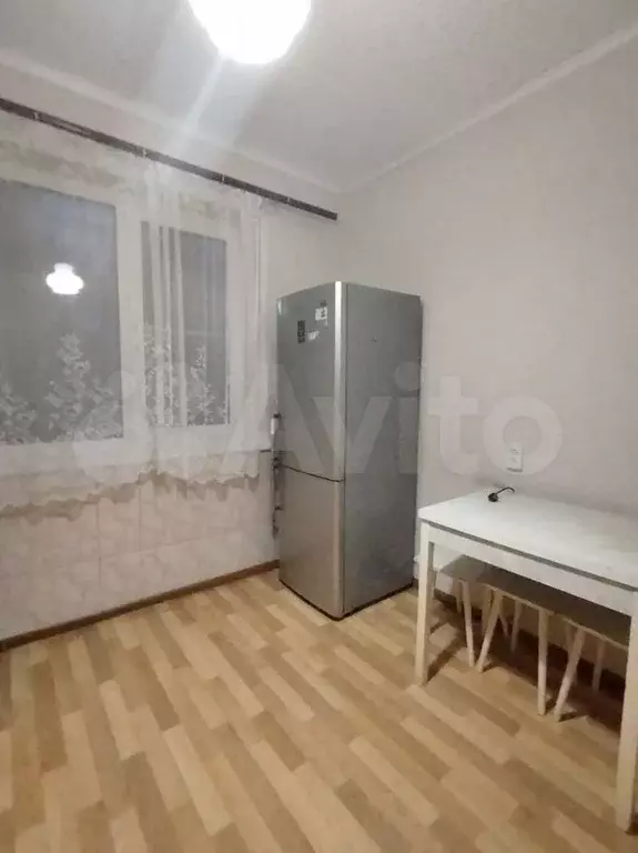 3-к. квартира, 63,7 м, 2/9 эт. - Фото 0