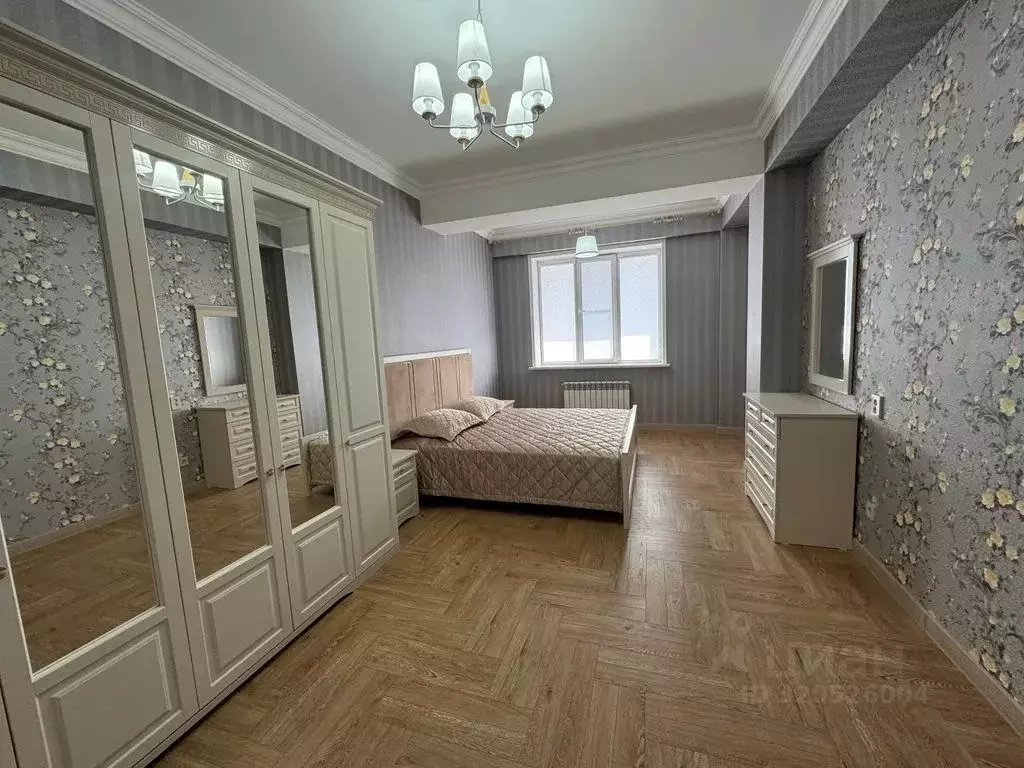 3-к кв. Дагестан, Махачкала ул. Мекегинская, 40 (100.0 м) - Фото 0