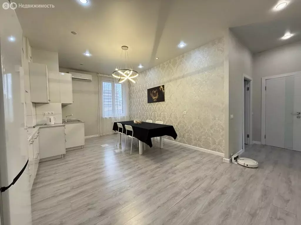 3-комнатная квартира: Казань, улица Абсалямова, 19 (104.4 м) - Фото 1