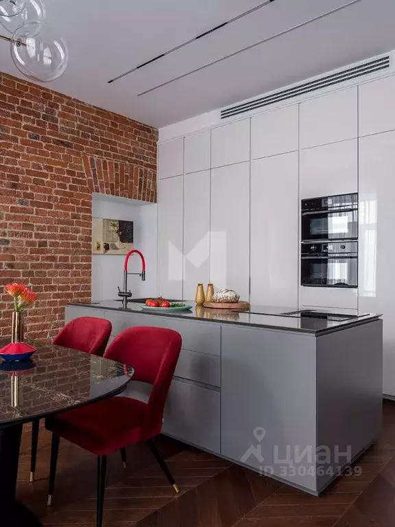 4-к кв. Москва ул. Большая Дмитровка, 20С2 (158.0 м) - Фото 1