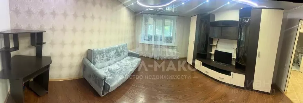 1-к кв. Брянская область, Брянск ул. Молодой Гвардии, 2Б (42.9 м) - Фото 0