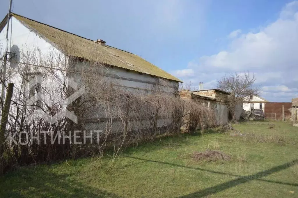 Дом в Крым, Алушта муниципальный округ, с. Приветное ул. Победы (70 м) - Фото 2