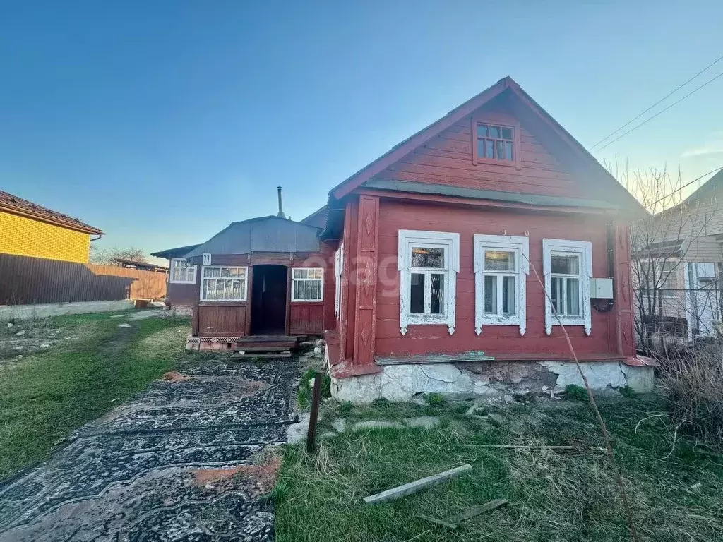 Дом в Тамбовская область, Мичуринск Средняя ул., 77 (104 м) - Фото 1