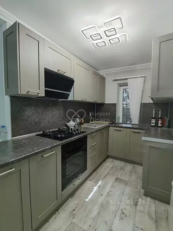 Дом в Волгоградская область, Волгоград ул. Щаденко, 30 (177 м) - Фото 2