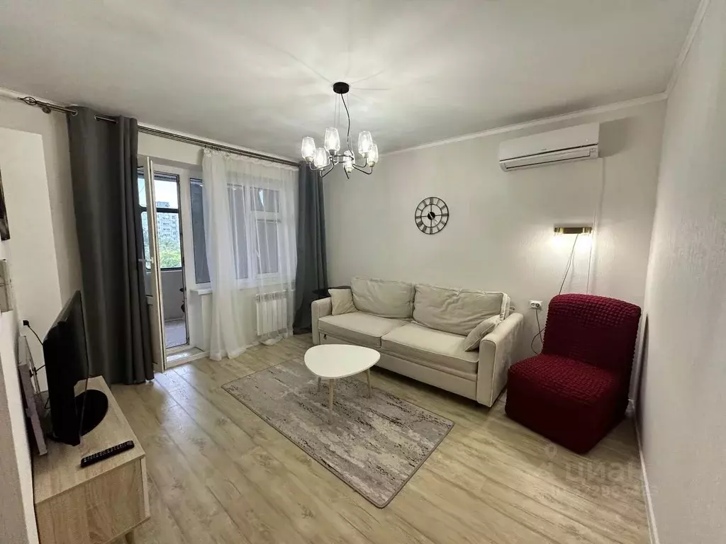 2-к кв. Краснодарский край, Новороссийск ул. Золотаревского, 8 (50.0 ... - Фото 1