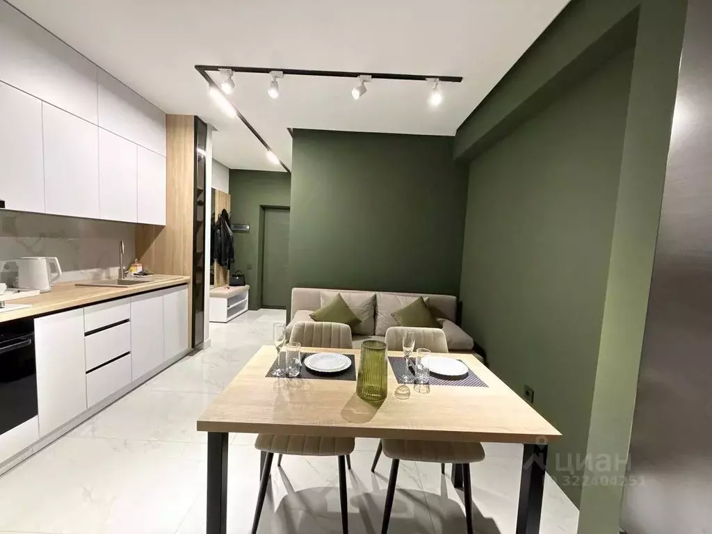 1-к кв. Тюменская область, Тюмень ул. 50 лет Октября, 57Б (42.0 м) - Фото 2