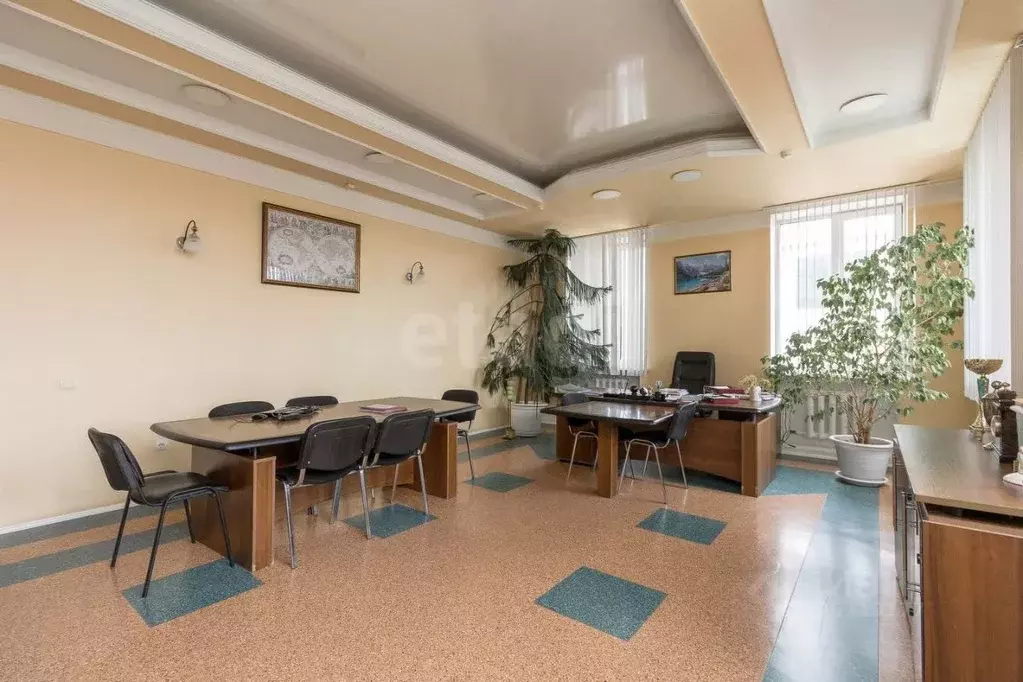 Офис в Тюменская область, Тюмень ул. Бакинских Комиссаров, 4 (833 м) - Фото 1