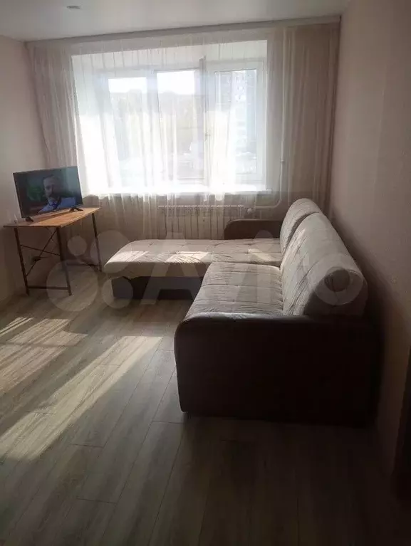 1-к. квартира, 35 м, 4/10 эт. - Фото 0